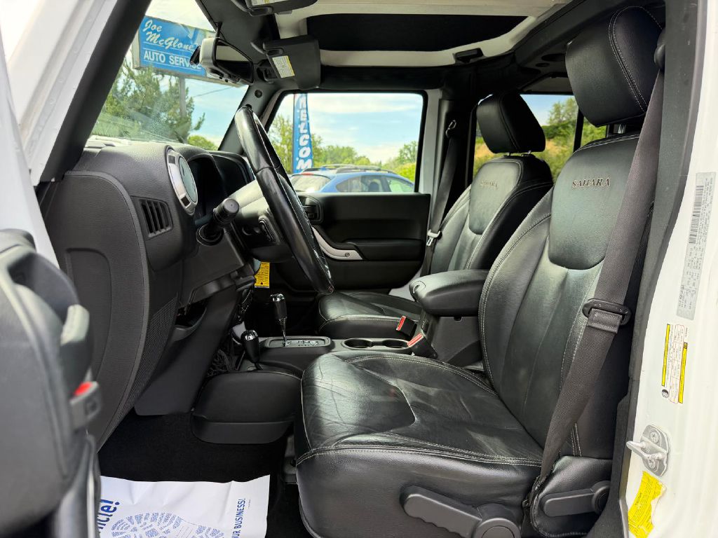 Photo 12 of this JEEP WRANGLER UNLIMI
