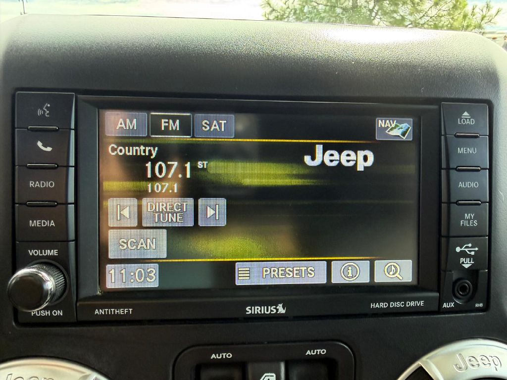 Photo 26 of this JEEP WRANGLER UNLIMI