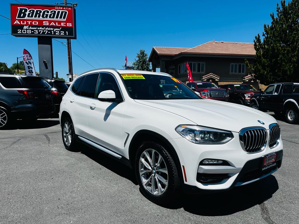 Photo 9 of this BMW X3