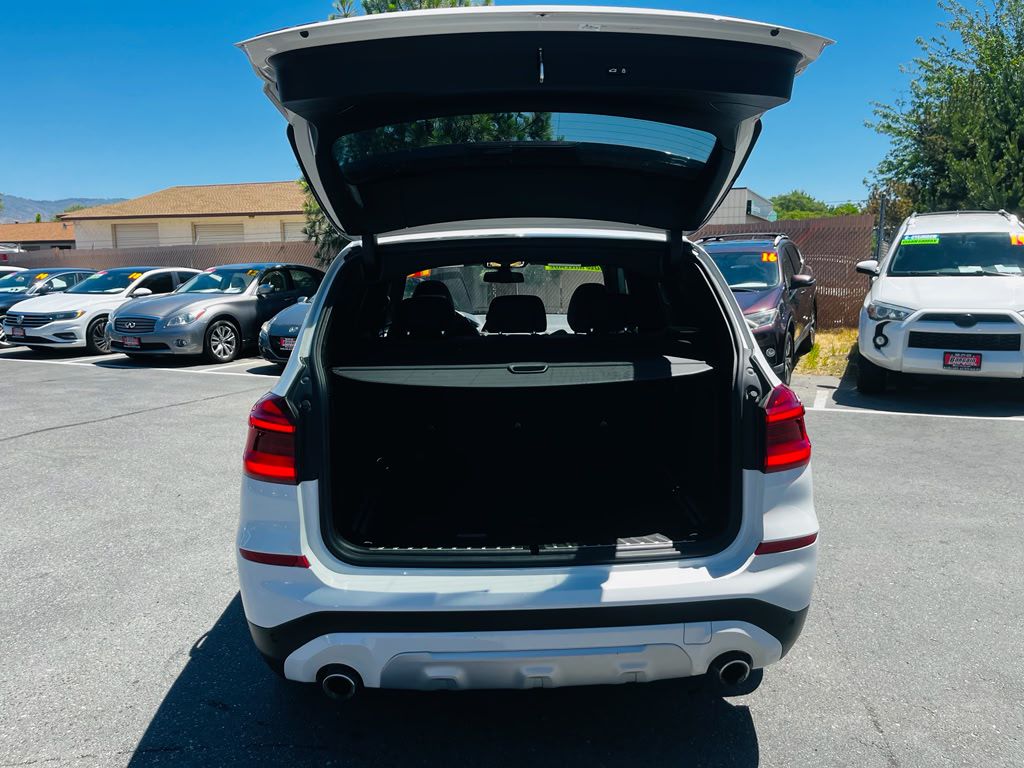 Photo 10 of this BMW X3