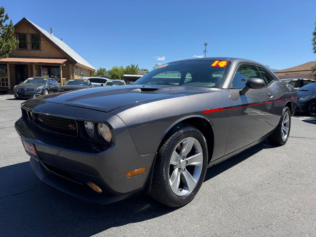 Photo 3 of this DODGE CHALLENGER