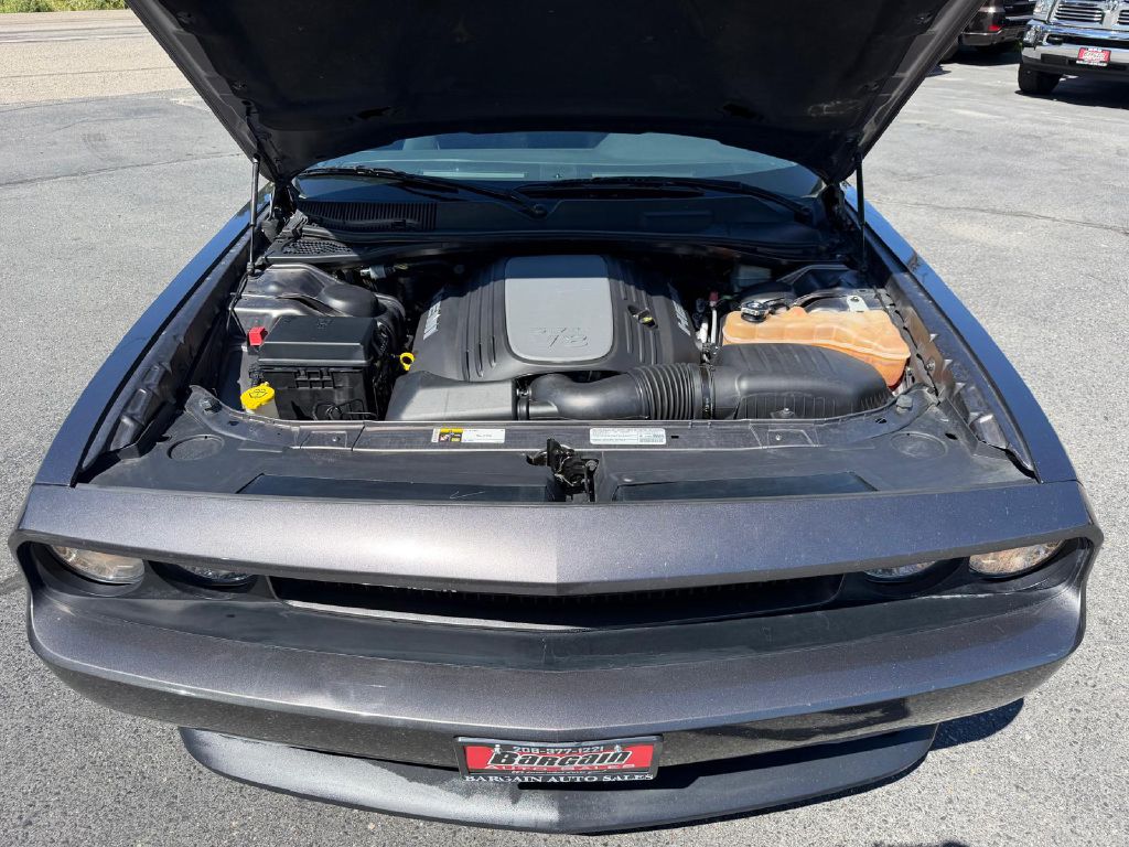 Photo 10 of this DODGE CHALLENGER