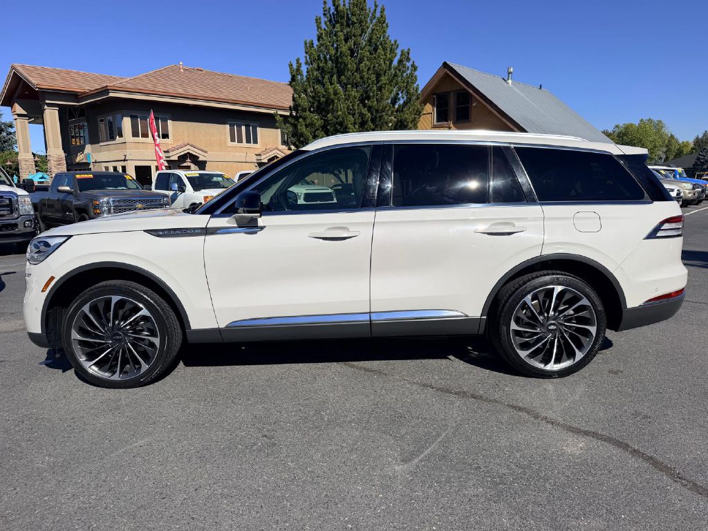 Photo 4 of this LINCOLN AVIATOR