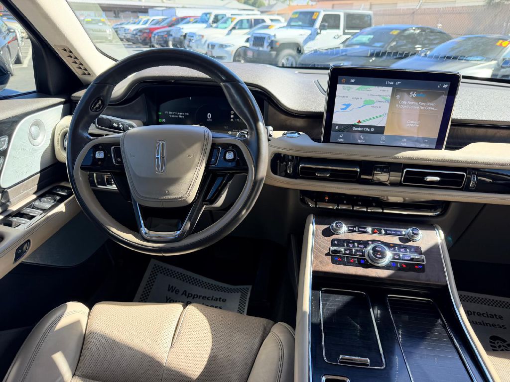 Photo 21 of this LINCOLN AVIATOR
