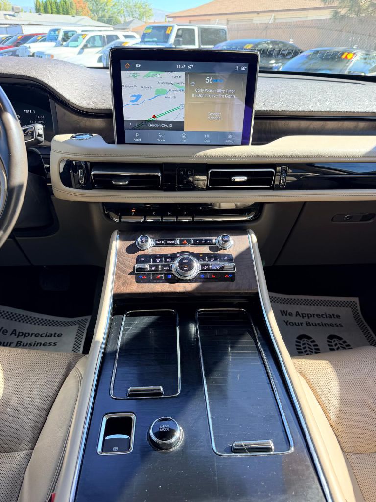 Photo 23 of this LINCOLN AVIATOR