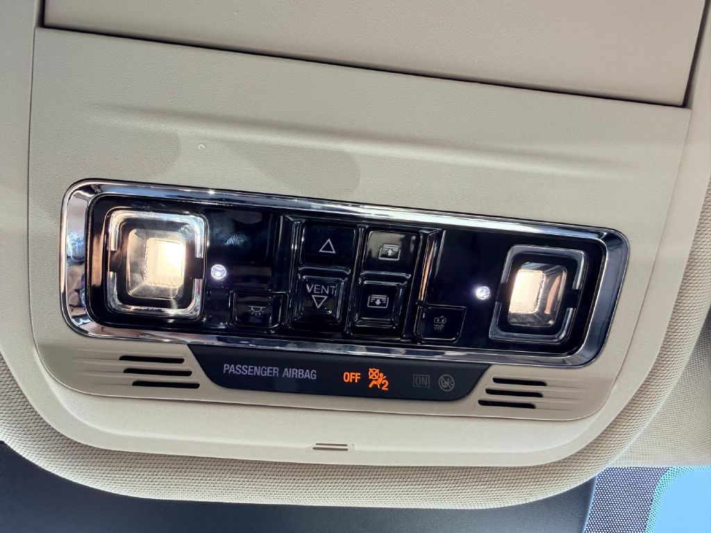 Photo 31 of this LINCOLN AVIATOR