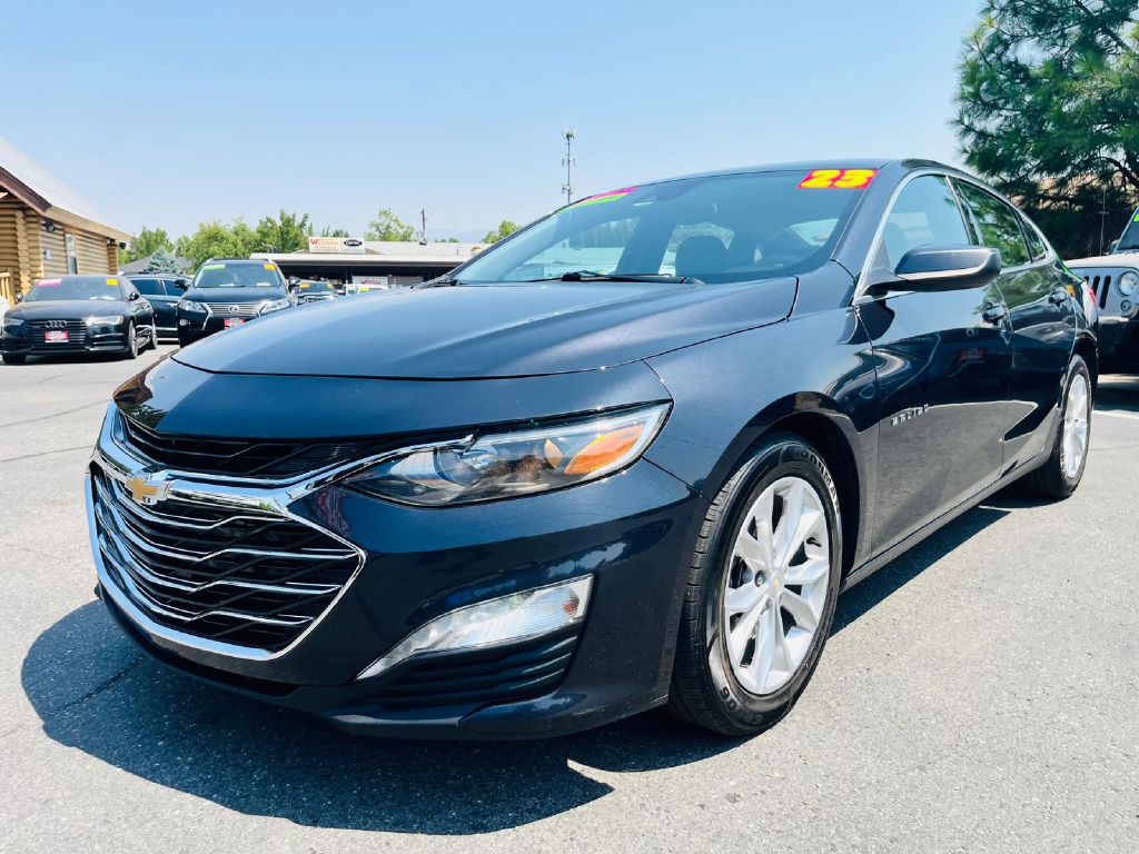 Photo 3 of this CHEVROLET MALIBU