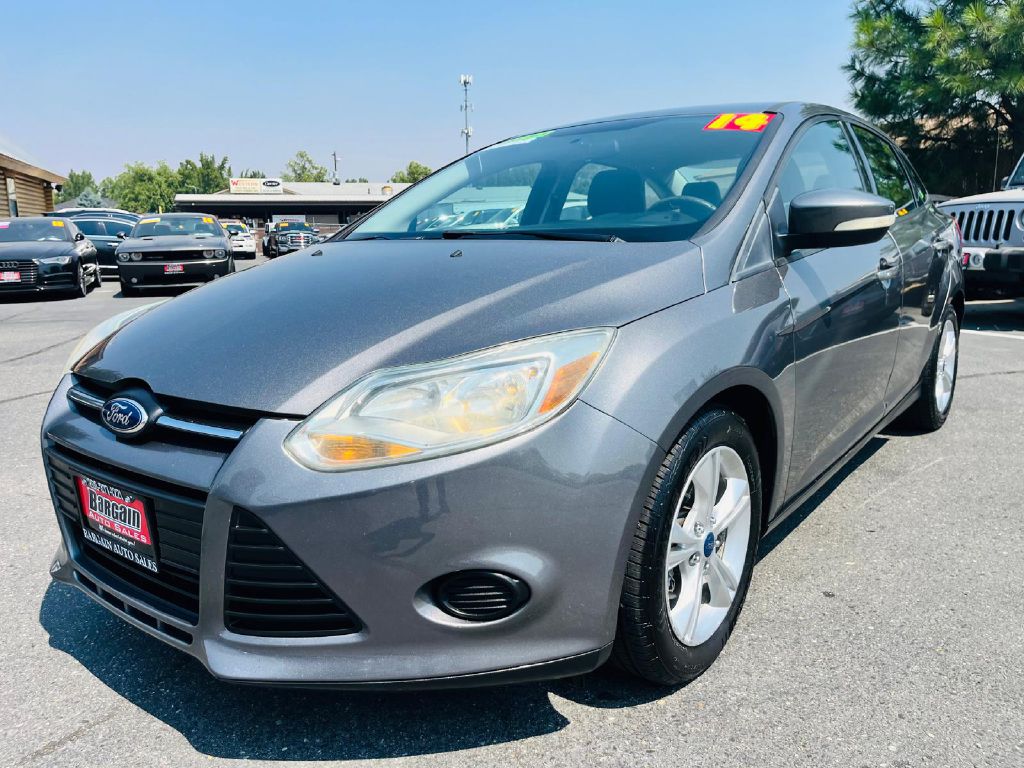 Photo 3 of this FORD FOCUS