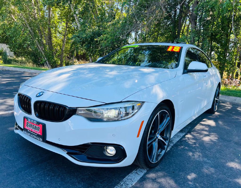 Photo 3 of this BMW 4 SERIES