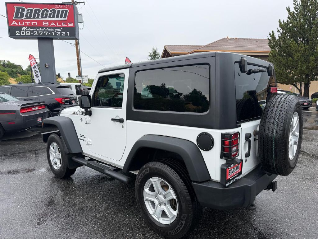 Photo 5 of this JEEP WRANGLER