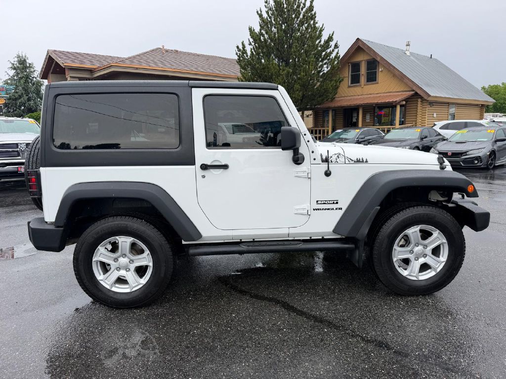 Photo 8 of this JEEP WRANGLER