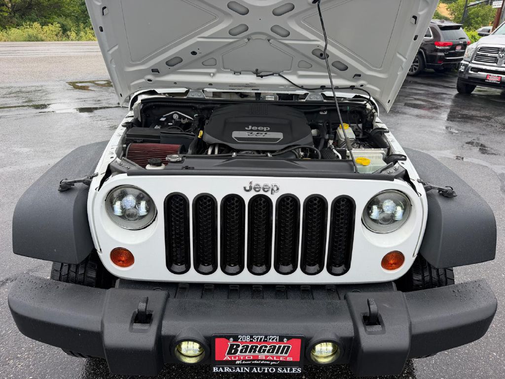 Photo 10 of this JEEP WRANGLER