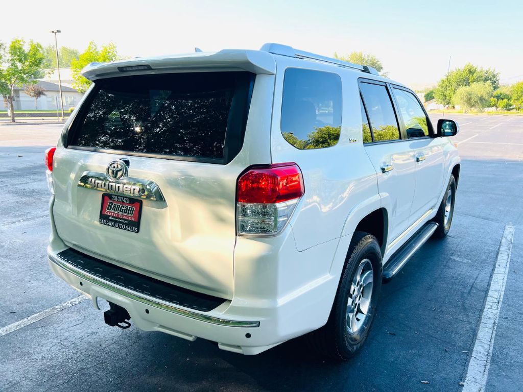 Photo 7 of this TOYOTA 4RUNNER