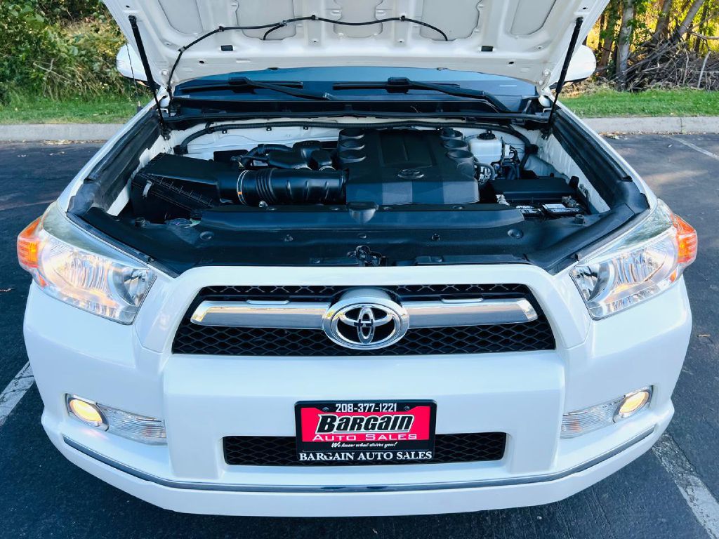 Photo 11 of this TOYOTA 4RUNNER