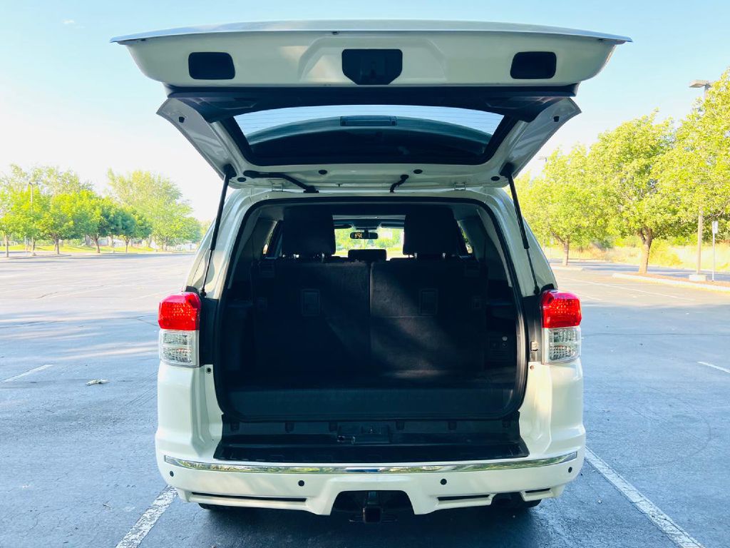 Photo 12 of this TOYOTA 4RUNNER