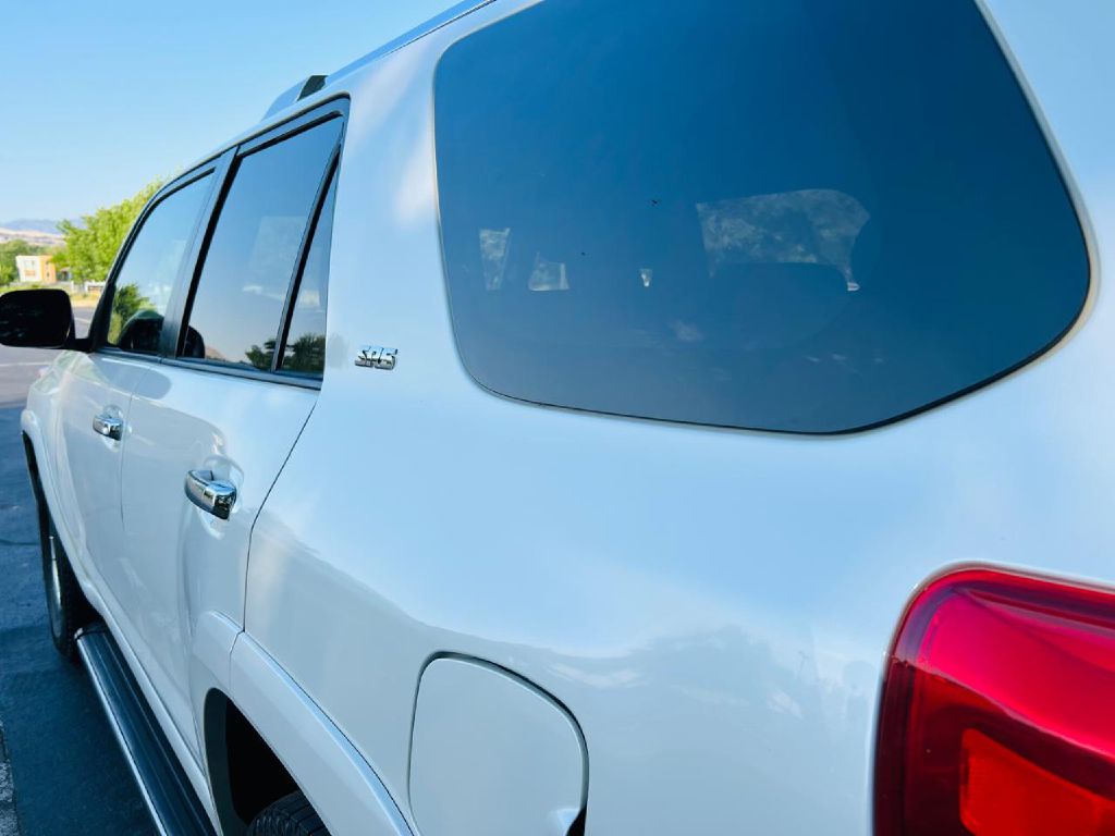 Photo 14 of this TOYOTA 4RUNNER