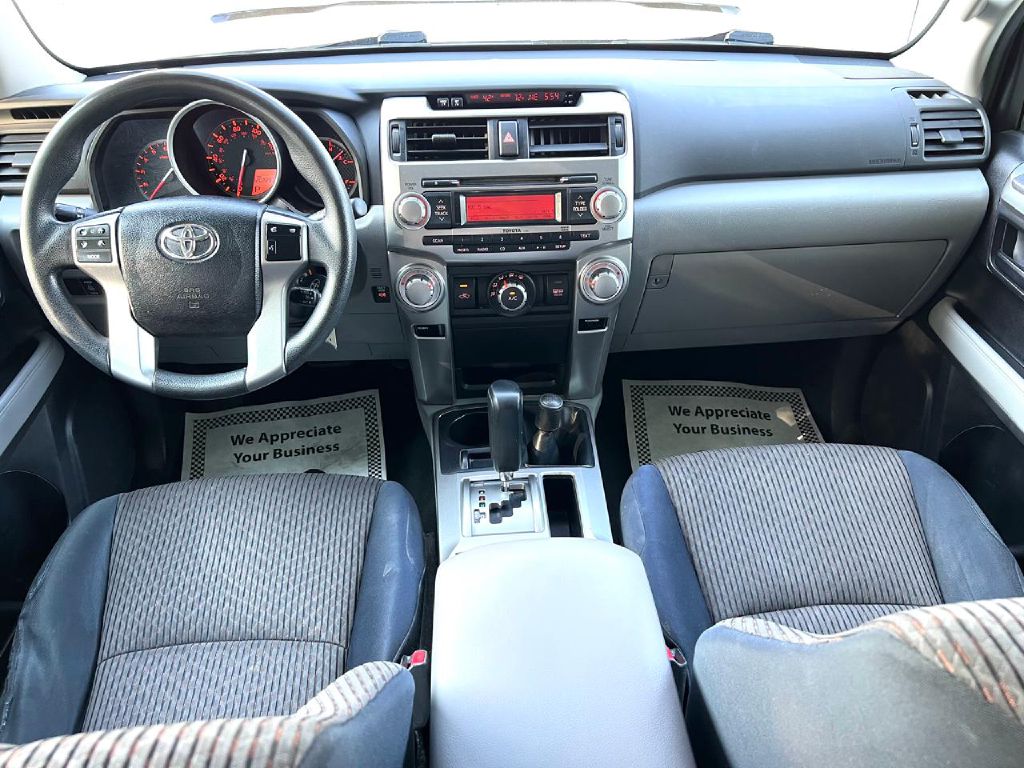 Photo 21 of this TOYOTA 4RUNNER