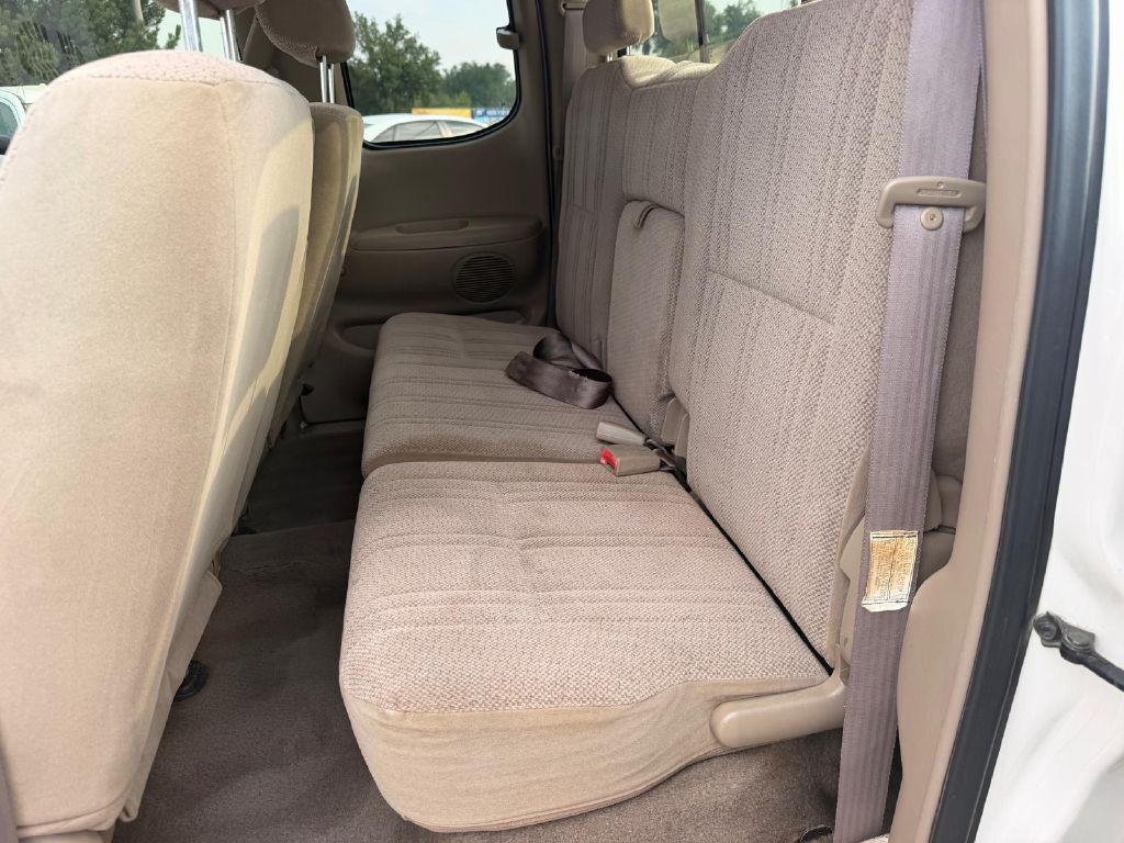 Photo 12 of this TOYOTA TUNDRA