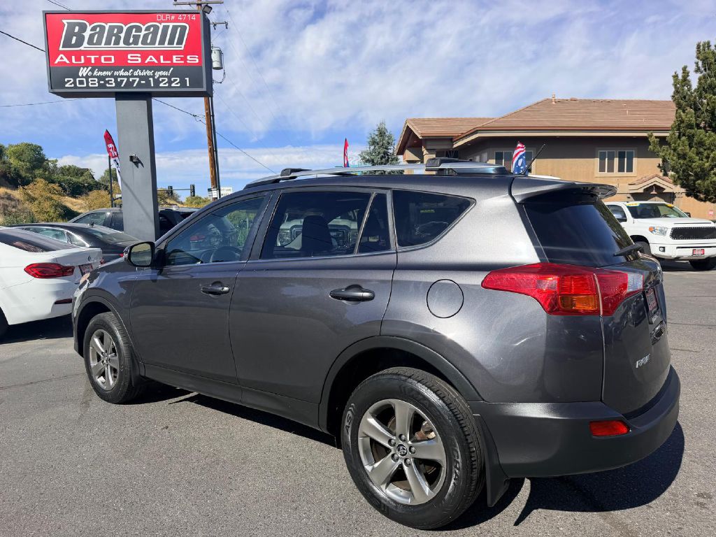 Photo 5 of this TOYOTA RAV4