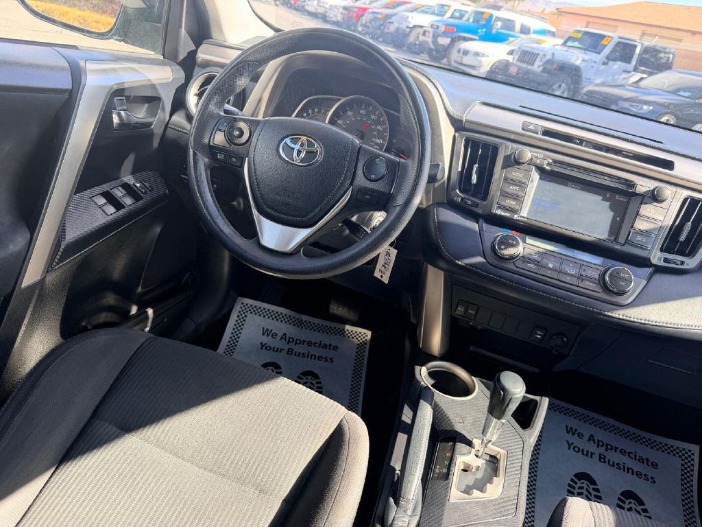 Photo 20 of this TOYOTA RAV4