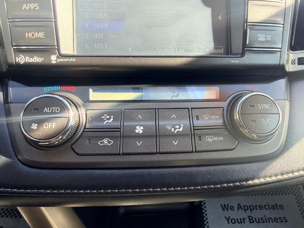 Photo 24 of this TOYOTA RAV4