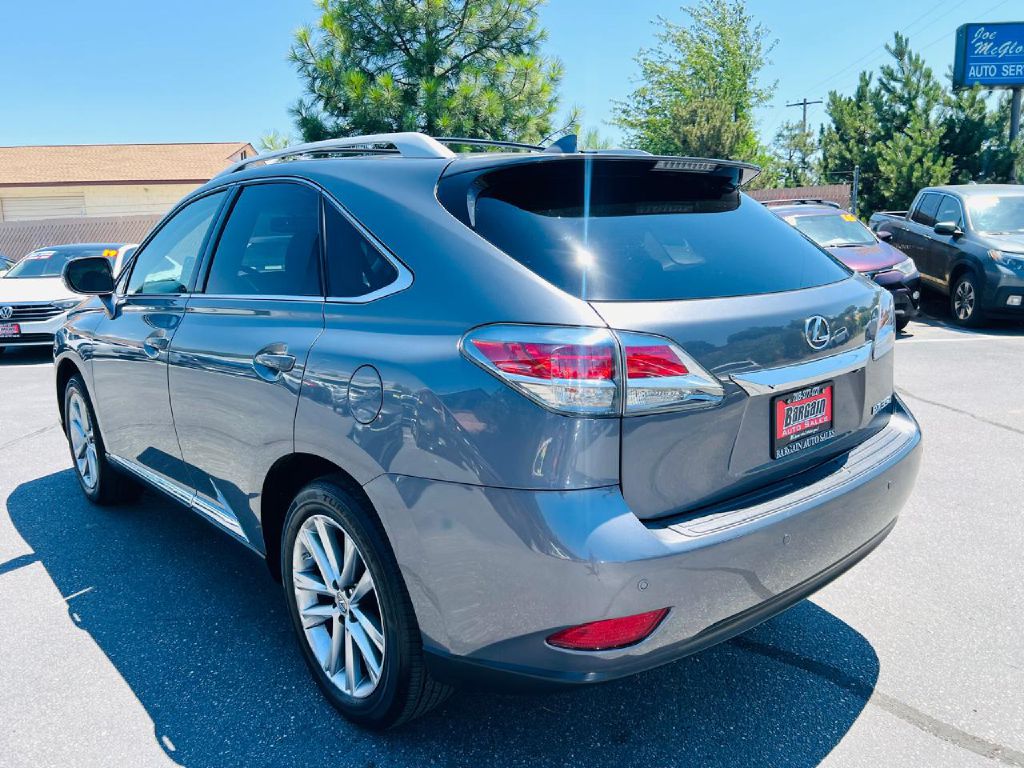 Photo 5 of this LEXUS RX 350