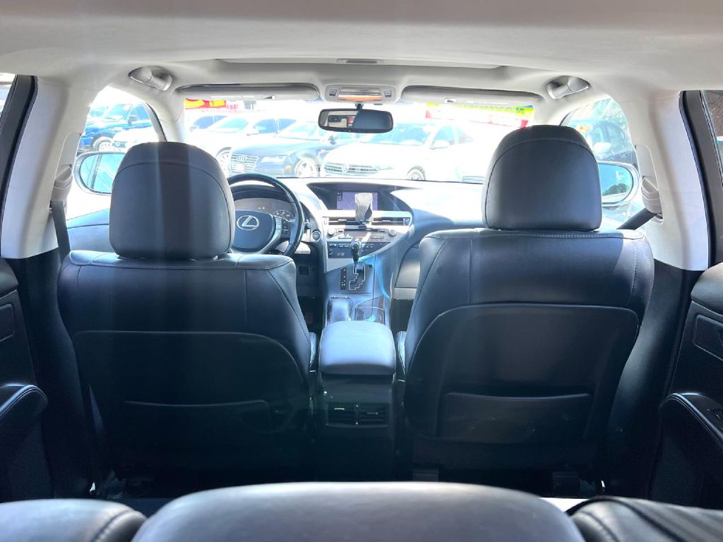 Photo 12 of this LEXUS RX 350