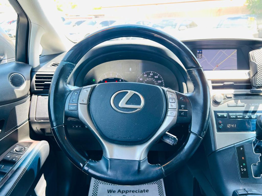 Photo 20 of this LEXUS RX 350