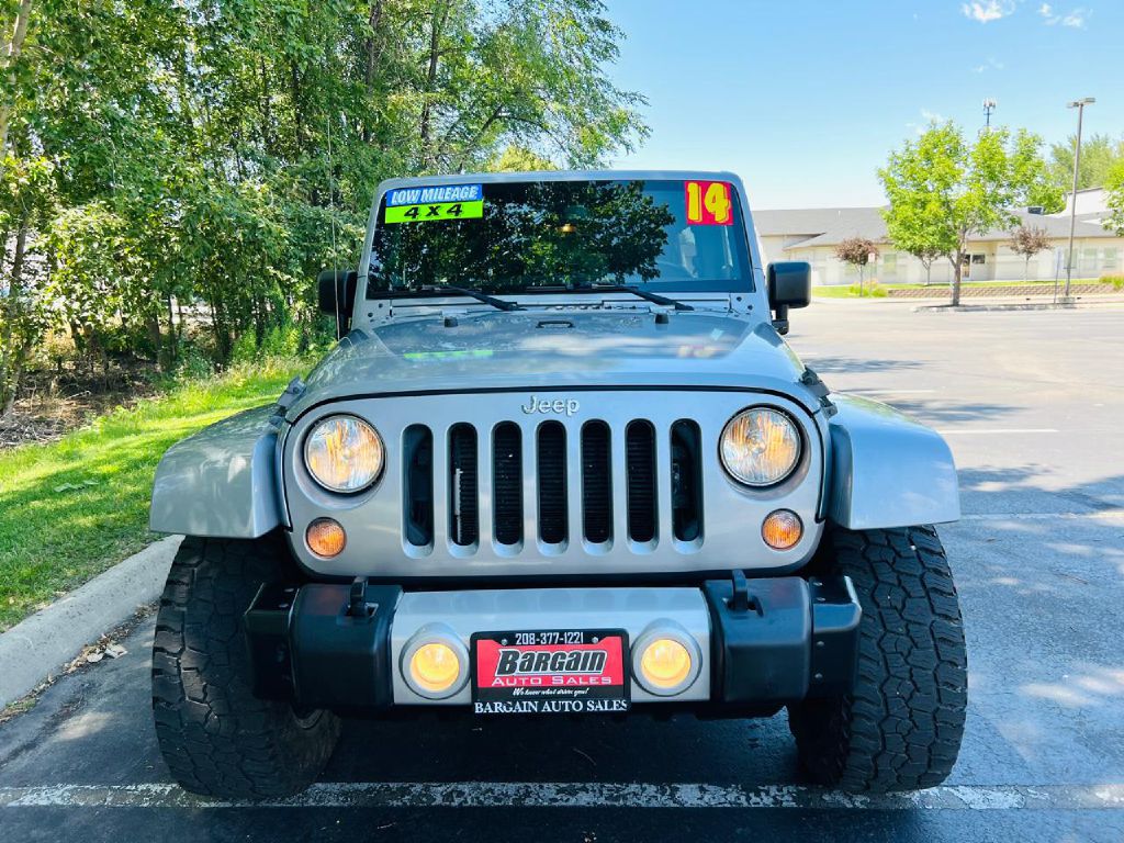 Photo 2 of this JEEP WRANGLER UNLIMI