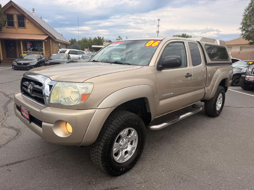 Photo 3 of this TOYOTA TACOMA