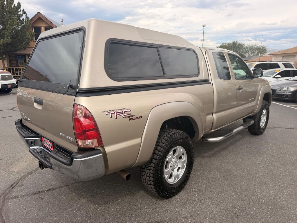 Photo 7 of this TOYOTA TACOMA