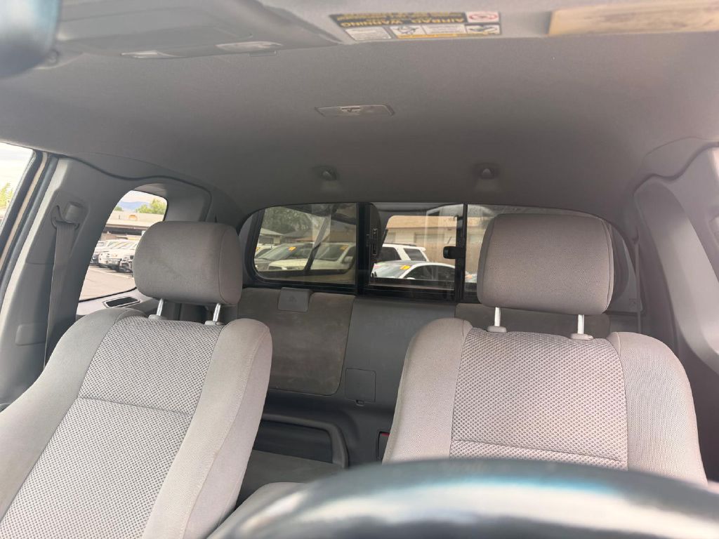 Photo 31 of this TOYOTA TACOMA