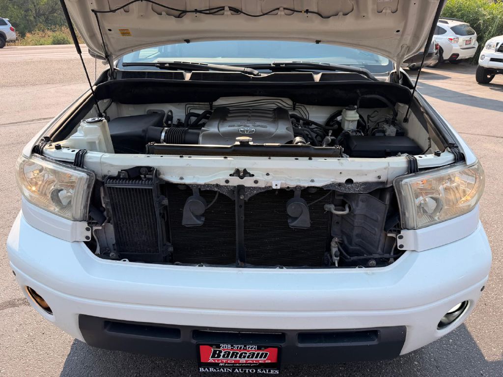 Photo 10 of this TOYOTA TUNDRA