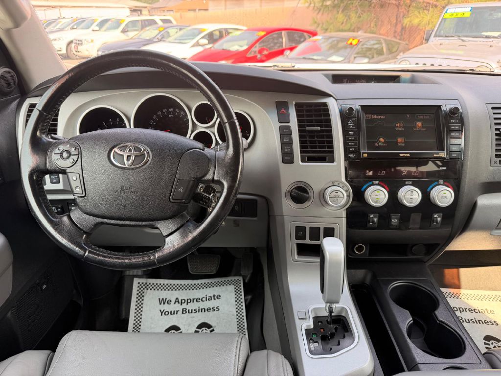 Photo 17 of this TOYOTA TUNDRA