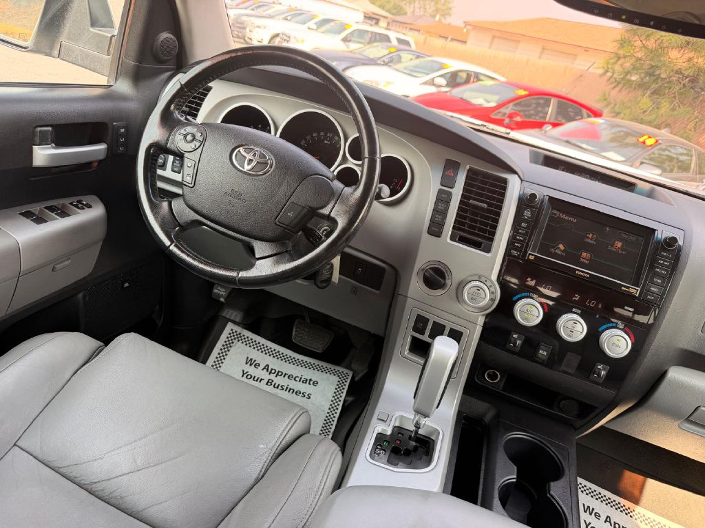 Photo 20 of this TOYOTA TUNDRA