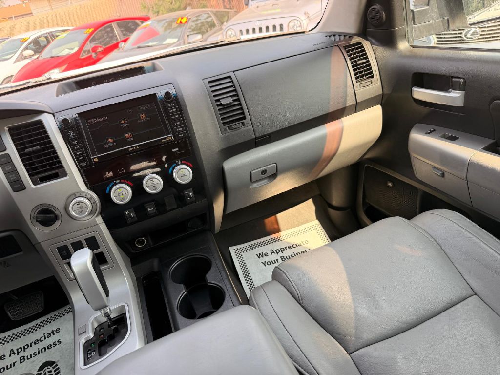 Photo 21 of this TOYOTA TUNDRA
