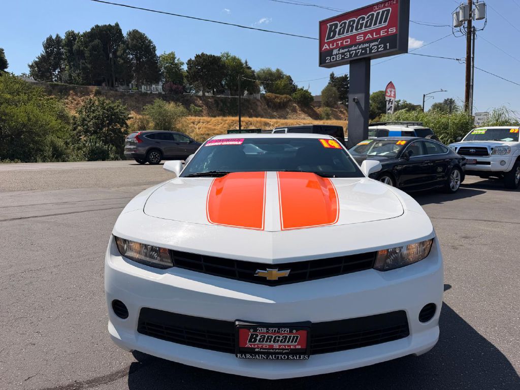 Photo 2 of this CHEVROLET CAMARO