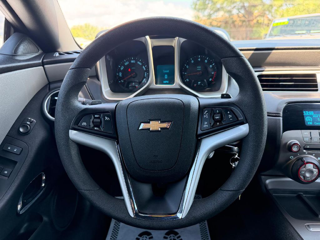 Photo 18 of this CHEVROLET CAMARO