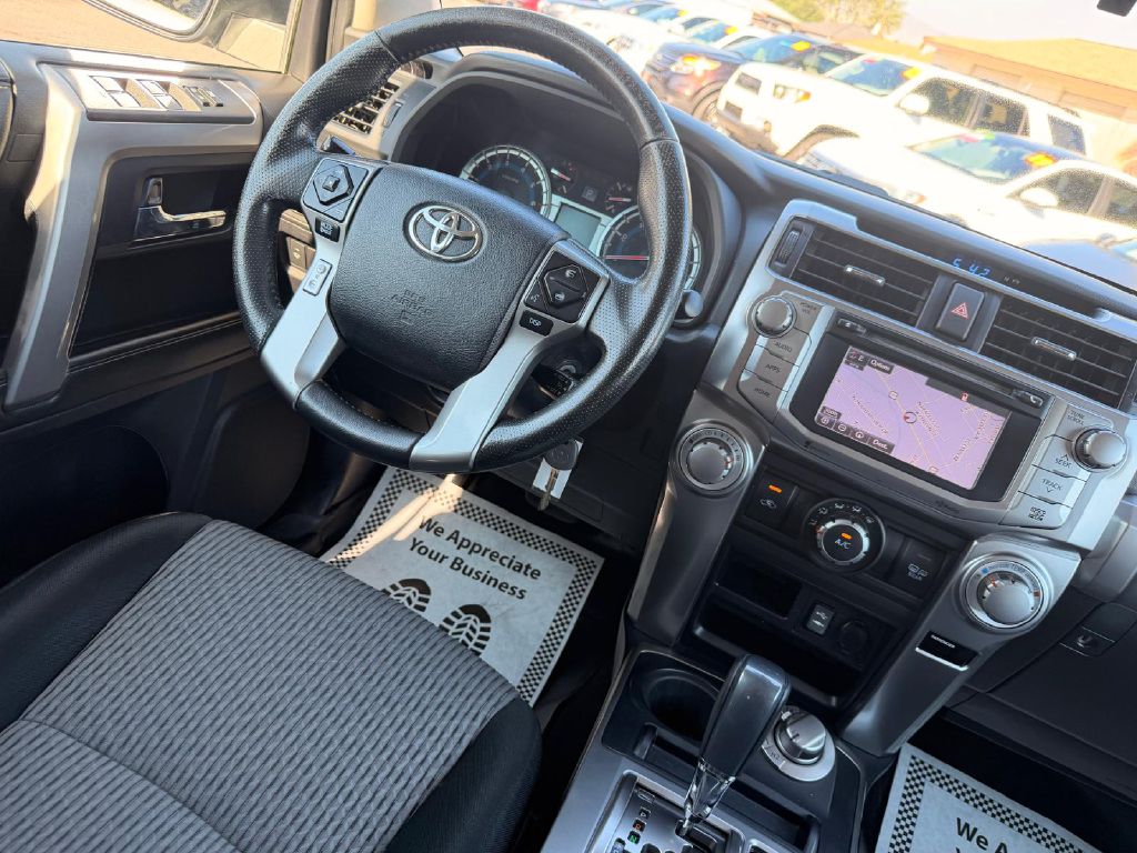 Photo 20 of this TOYOTA 4RUNNER