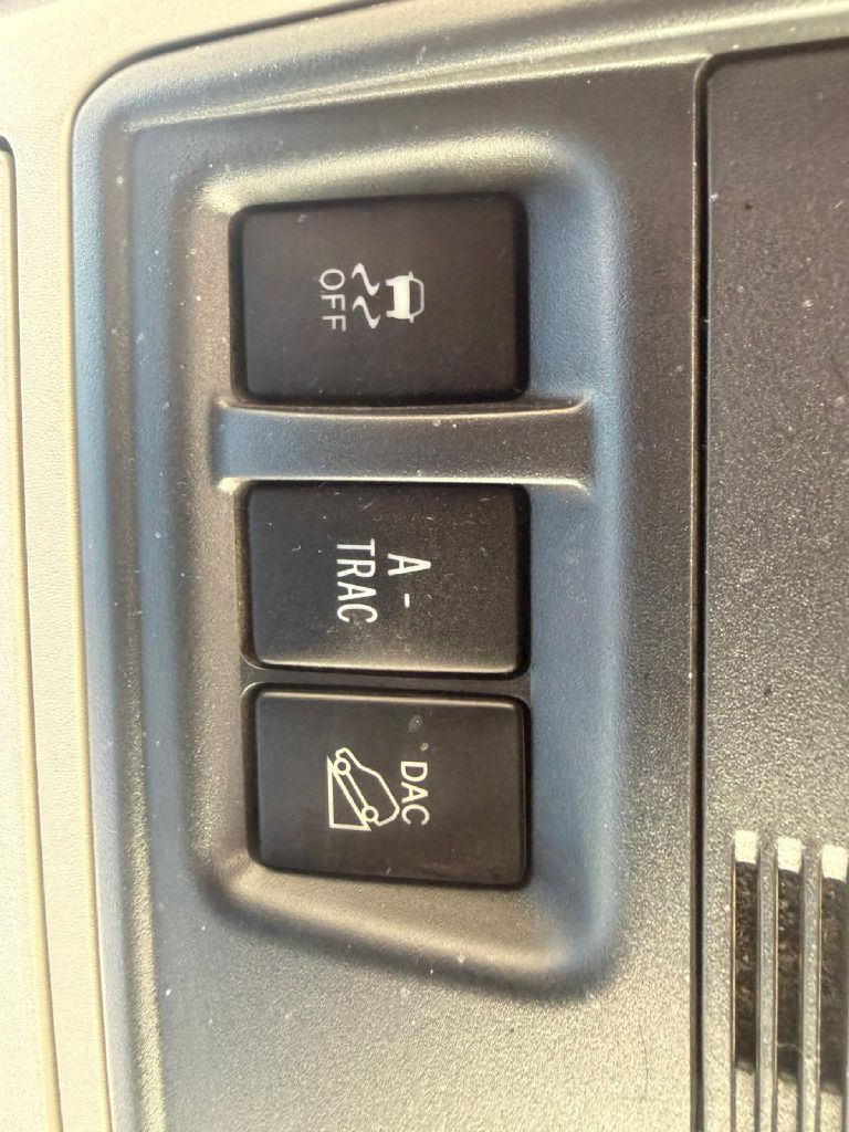 Photo 28 of this TOYOTA 4RUNNER
