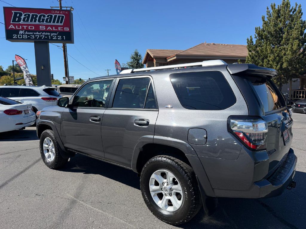 Photo 5 of this TOYOTA 4RUNNER
