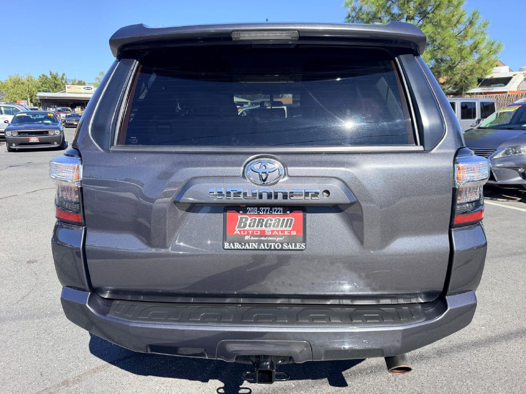 Photo 6 of this TOYOTA 4RUNNER