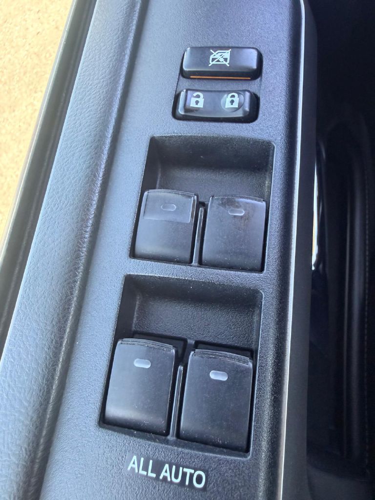 Photo 33 of this TOYOTA 4RUNNER