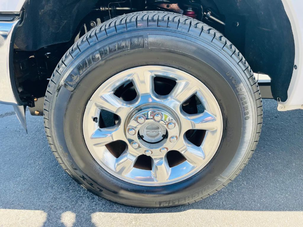 Photo 39 of this FORD F-250 S/D