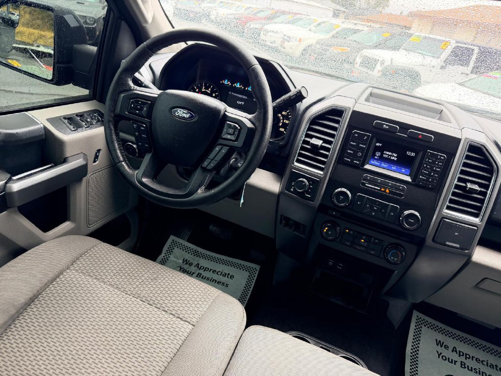 Photo 20 of this FORD F-150