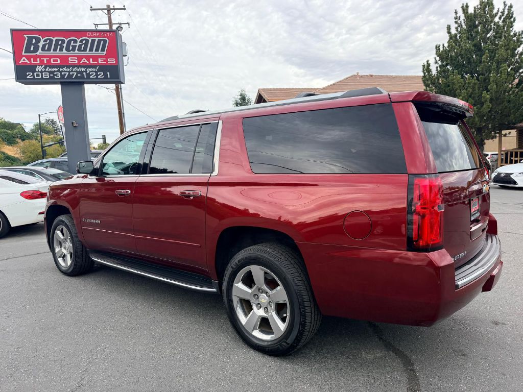 Photo 5 of this CHEVROLET SUBURBAN