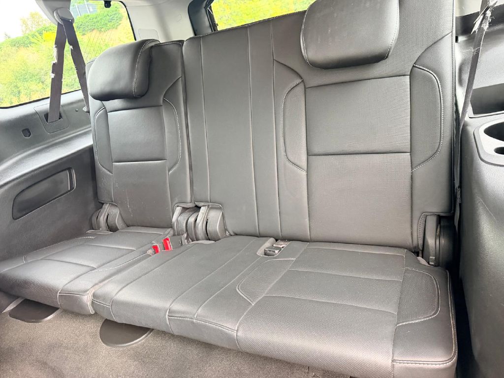 Photo 14 of this CHEVROLET SUBURBAN