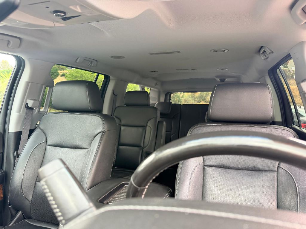 Photo 39 of this CHEVROLET SUBURBAN