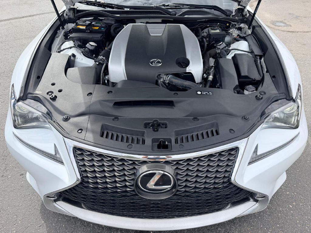 Photo 10 of this LEXUS RC 300