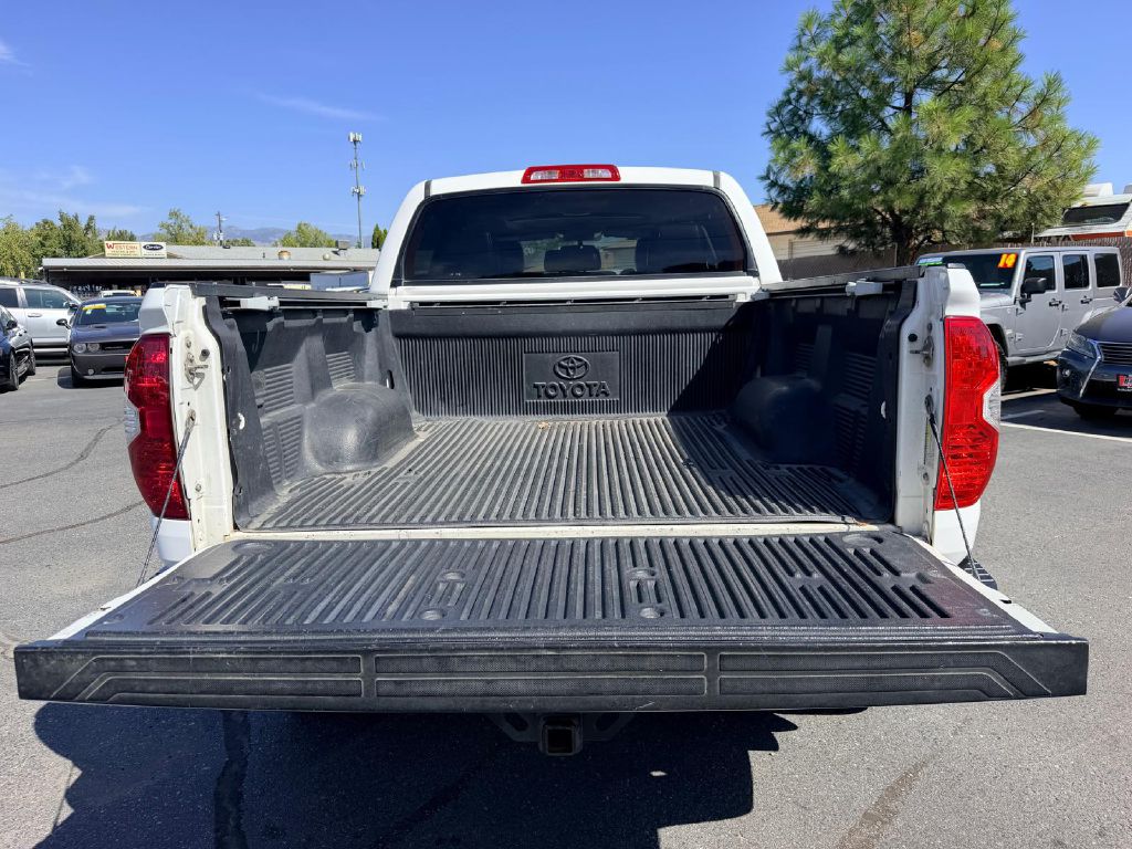 Photo 11 of this TOYOTA TUNDRA